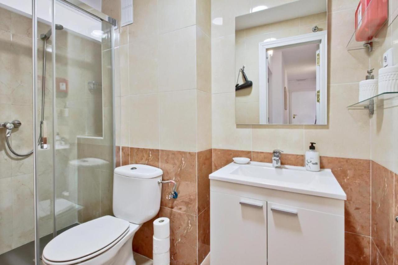 Amplio Piso Con Terraza Lejlighed Málaga Eksteriør billede